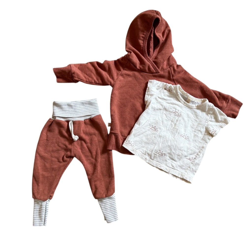 Childhoods Clothing Cozy Rust Hoodie and Pants Set with White Sunset Tee